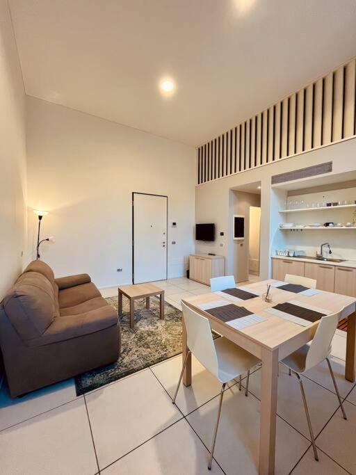Residenza Frattini By Almanova Residenze Apartment Мантова Екстериор снимка